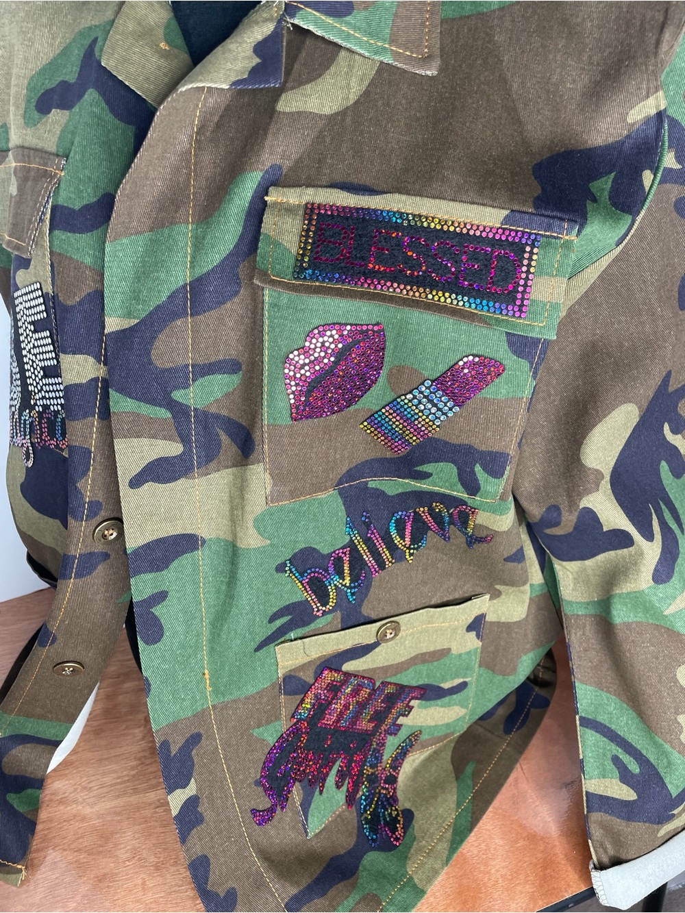 Custom Camo Embellished Butterfly Patch Jacket - Multicolor - Picture 2 of 5
